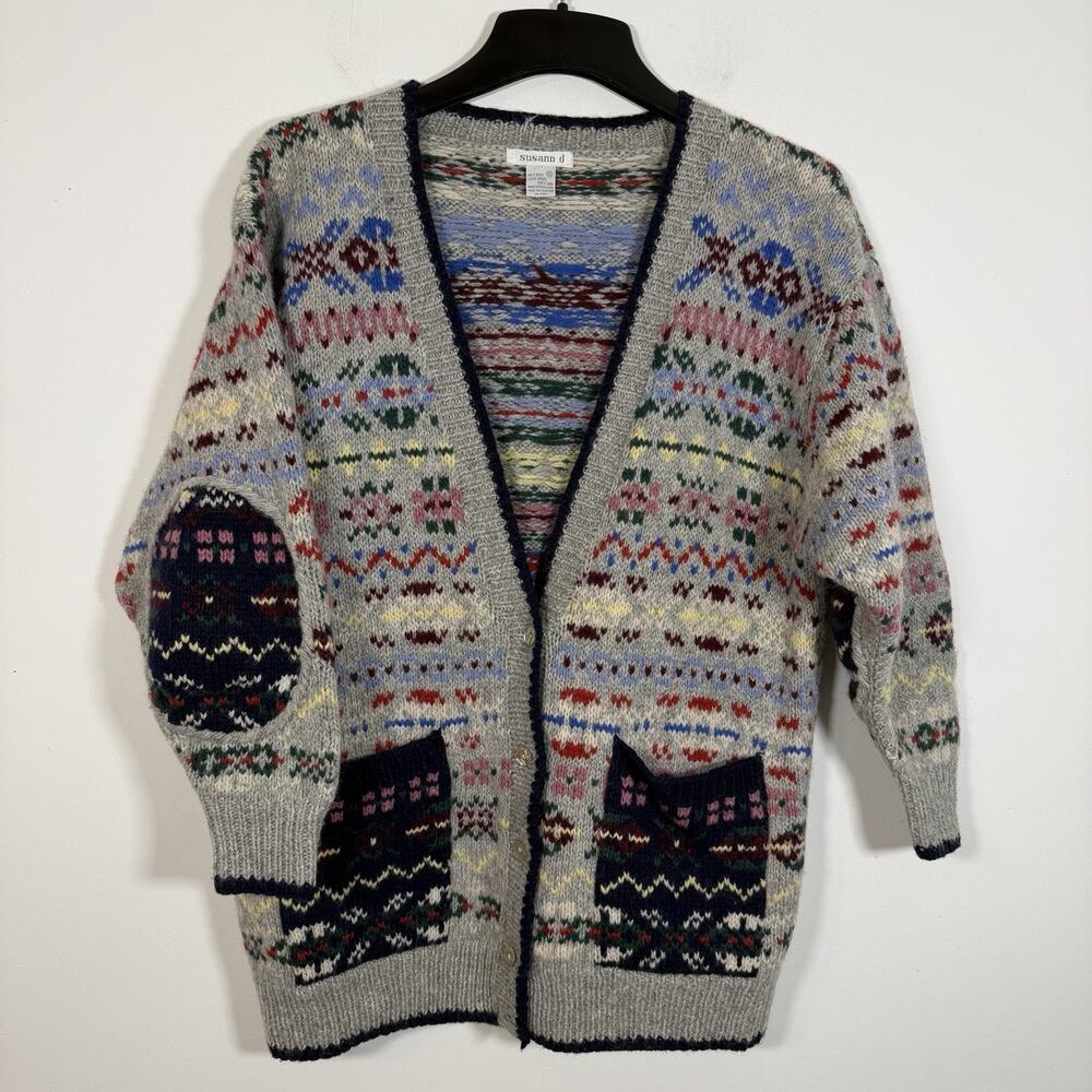 Susann D Hand knit Sweater Button Front Cardigan‎ Small Shetland Wool Grandma